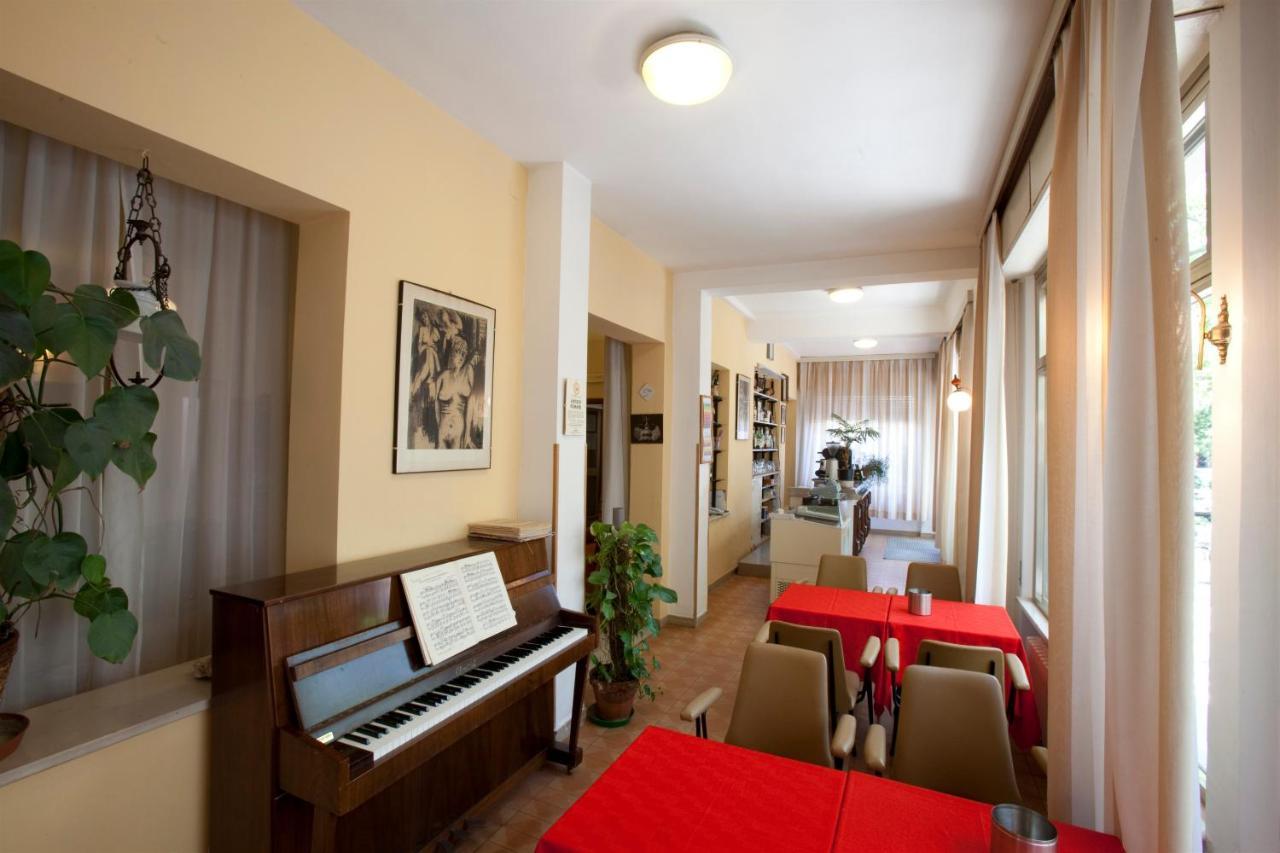 Albergo Moretti Senigallia Eksteriør billede
