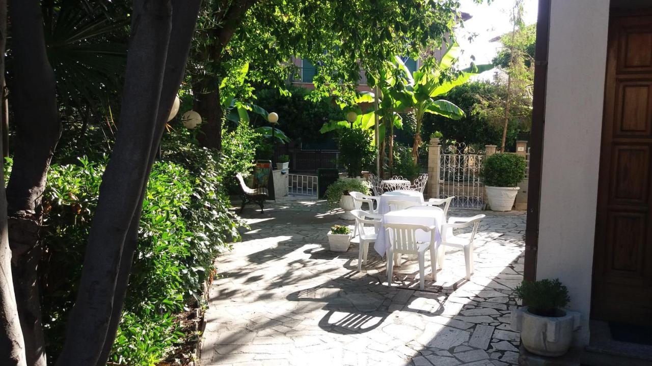Albergo Moretti Senigallia Eksteriør billede