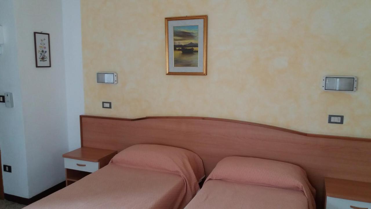 Albergo Moretti Senigallia Eksteriør billede