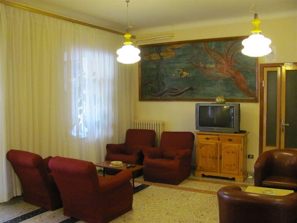 Albergo Moretti Senigallia Eksteriør billede